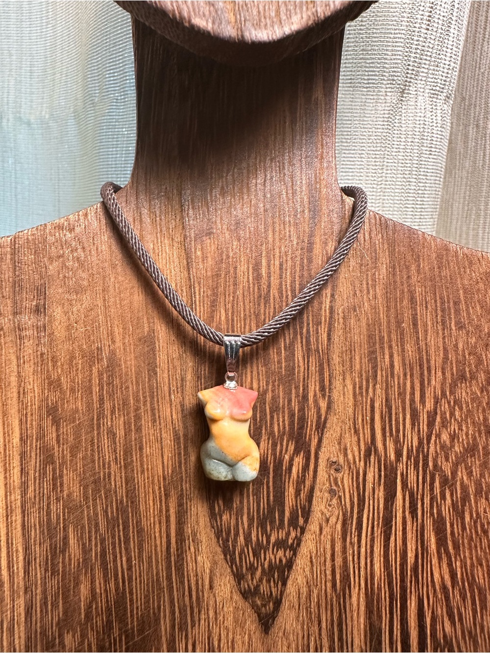 Multicolor Mini Agate Body Carving Pendant Necklace on Brown Rope - Picture 4 of 16